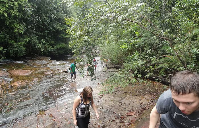 kitulgala jungle trekking in srilanka 2025
