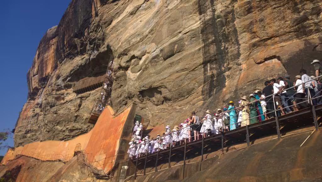 sigiriya mirror wall in srilnaka sigiriya day tour 2025 sigiriya mirror wall in srilnaka sigiriya day tour 2025