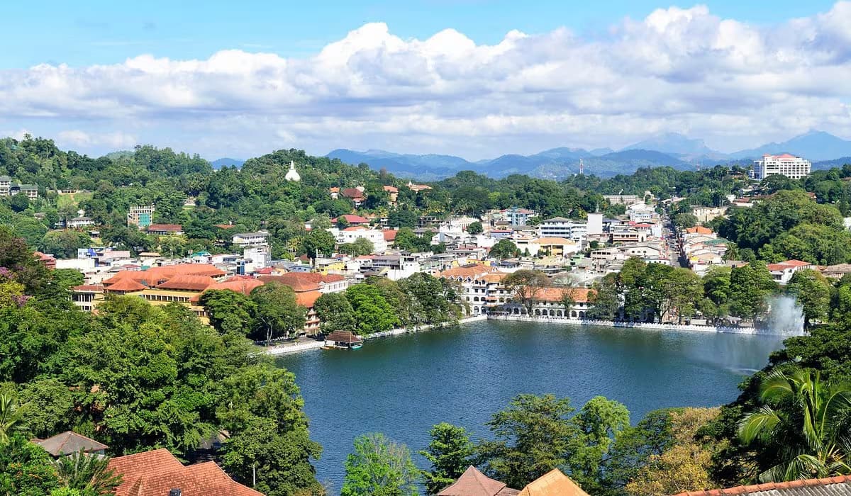 kandy town srilanka tour in 2025