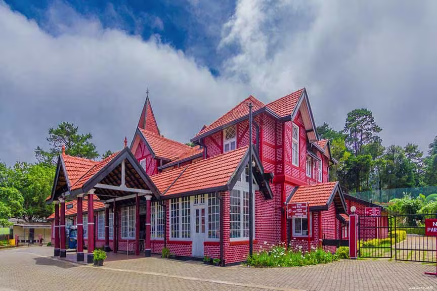 nuwaraeliya archeological buildings in srilanka 2025