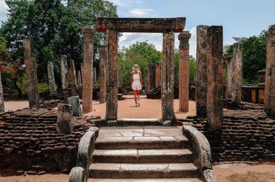 srilankan best polonnaruwa daytours agency in colombo 2025 best polonnaruwa daytours in srilanka 2025